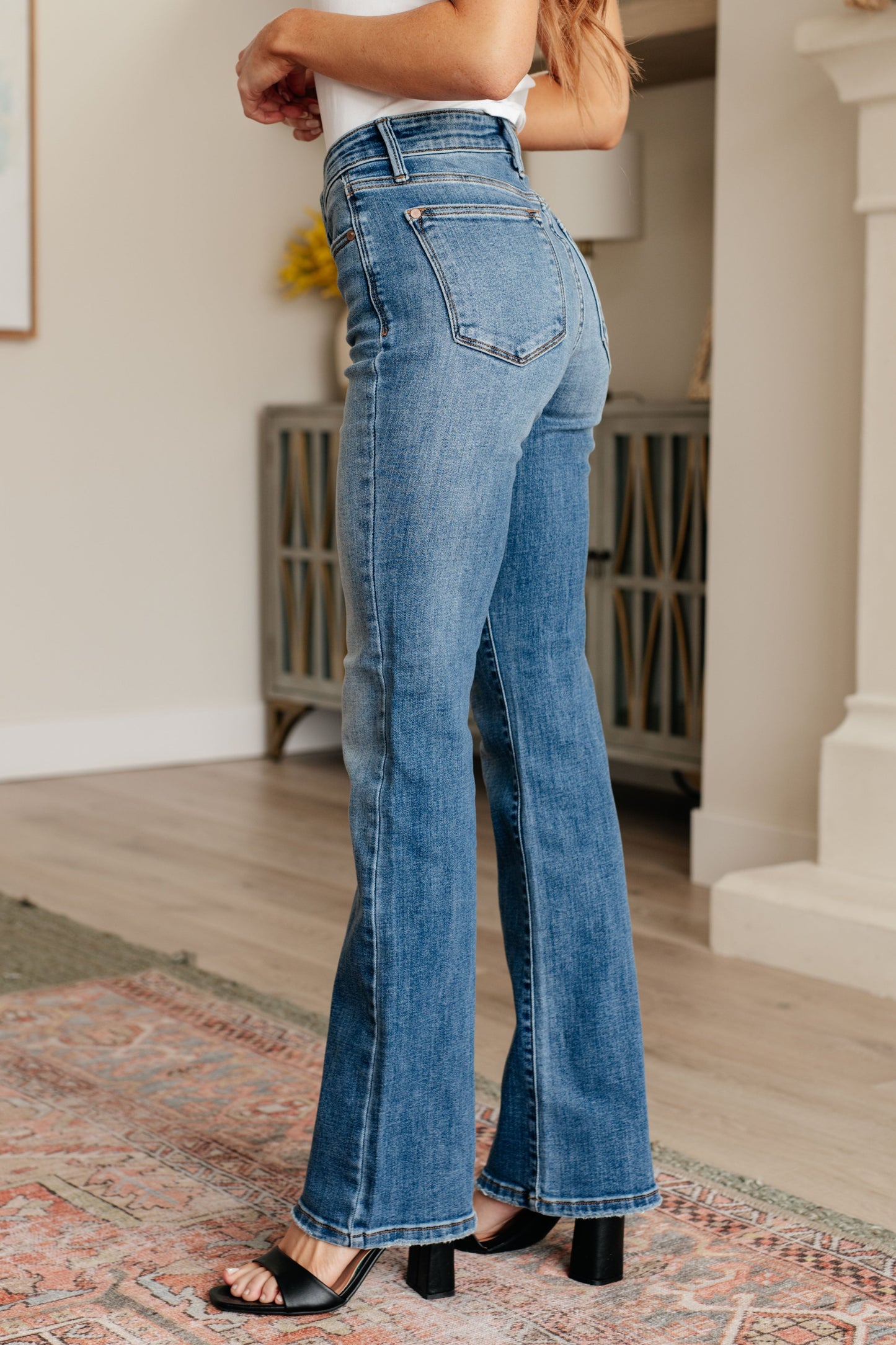 Genevieve Mid Rise Vintage Bootcut Jeans | Judy Blue