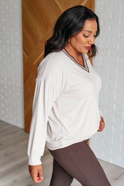 All Out Comfort V-Neck Pullover in Mocha Cream