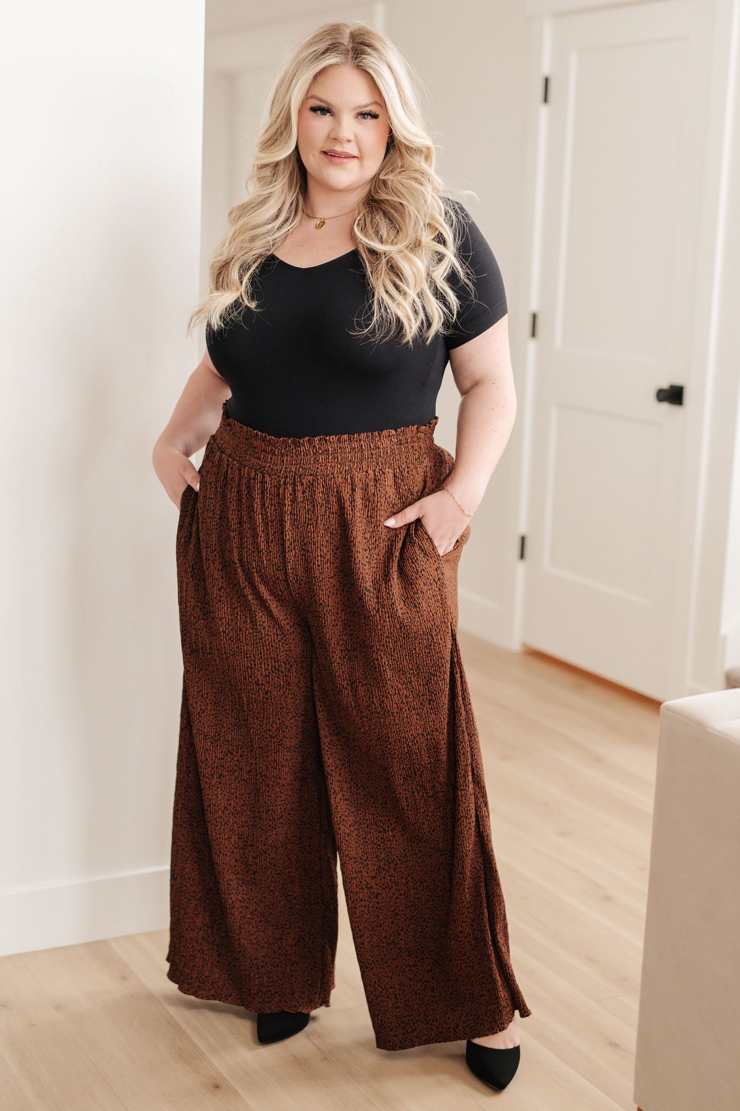 Harmony High Rise Wide Leg Pants in Picante Brown