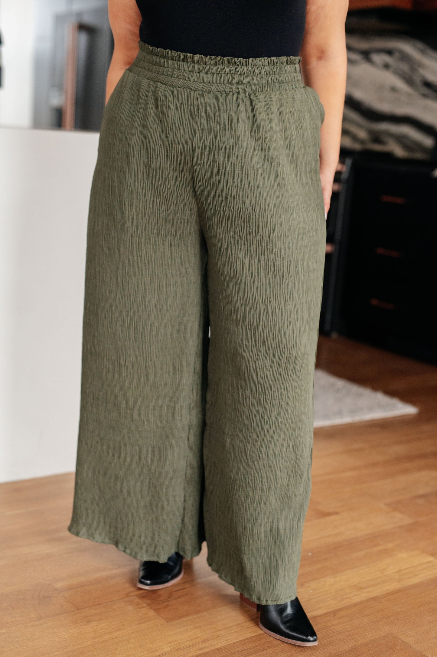 Harmony High Rise Wide Pants in Oil Green