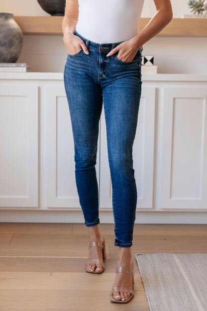 Maxine Mid-Rise Skinny Jeans in Dark Wash | Judy Blue