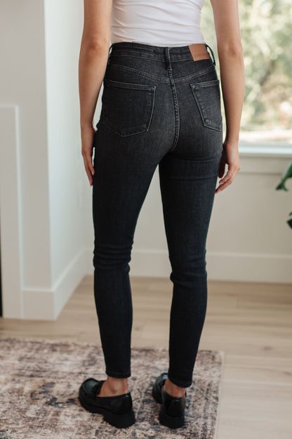 Octavia High Rise Control Top Skinny Jeans in Washed Black | Judy Blue
